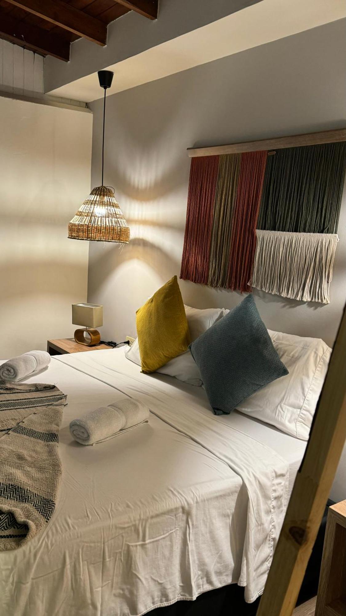 Luum Casa Hotel Manila メデジン エクステリア 写真